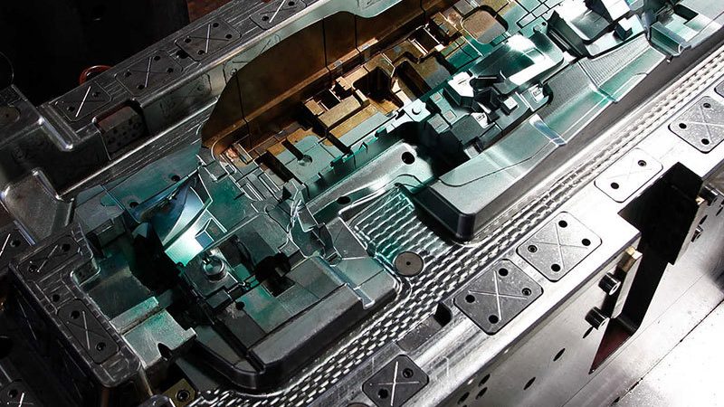小型拉伸模具材质选型的关键因素分析